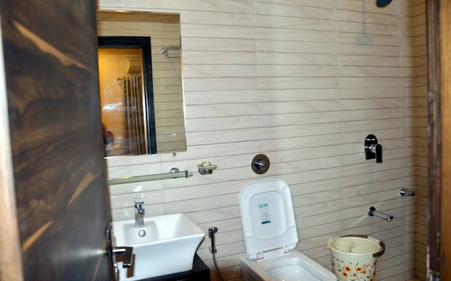 Hotel Heera Continental