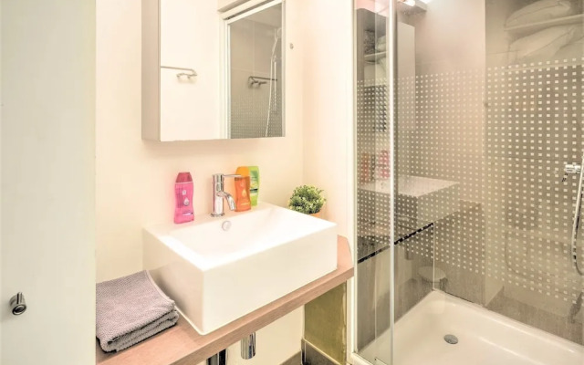 Antwerp Central Apartment for 7