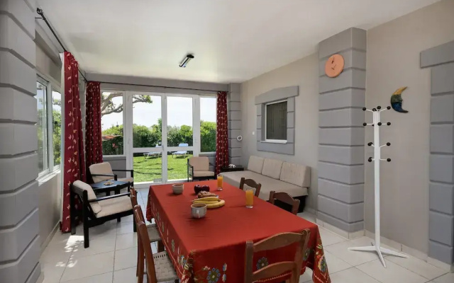 Petrakis Maisonette Near The Sea