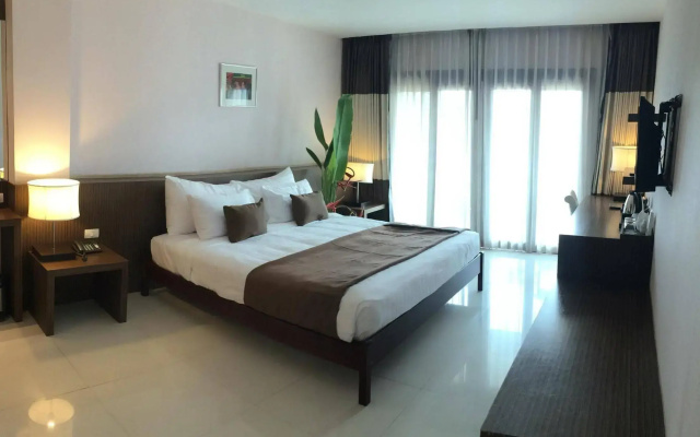 Siam Triangle Hotel