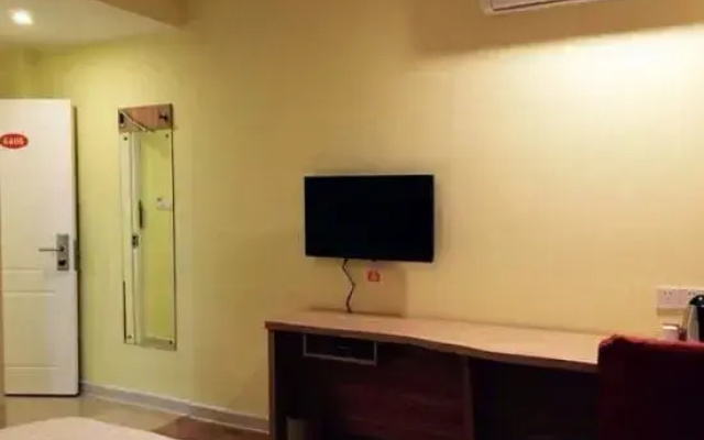Lujiang Lejia Express Hotel