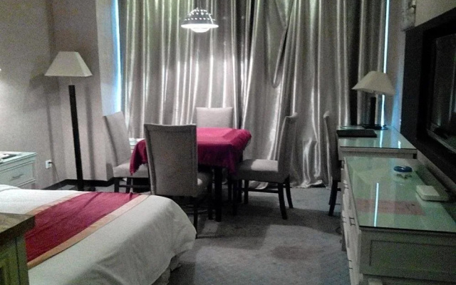 Yongli Holiday Hotel
