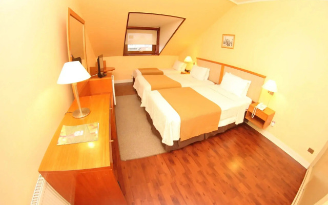 Gran Hotel Vicente Costanera