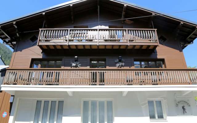 Отель Chalet Whymper вид на фасад