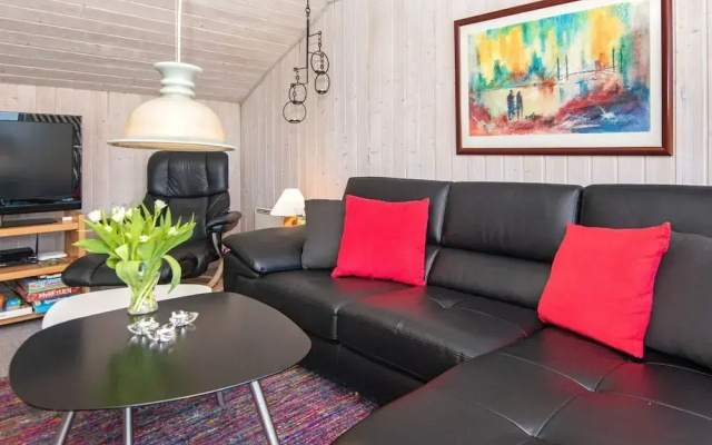 Quaint Holiday Home in Hemmet near Fjord