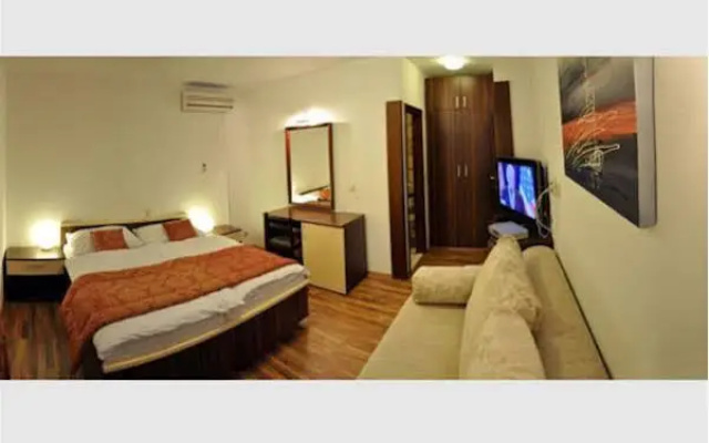 Paradis Apartments