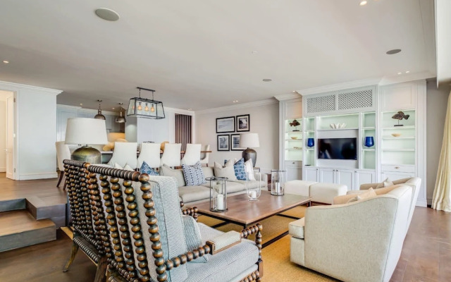 Gorgeous Apartment in Secure Block w Sea Views Caliche