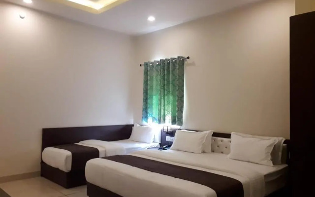 Hotel Paradise Inn
