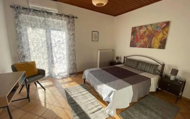 Laki's House Οροφοδιαμέρισμα με σοφίτα