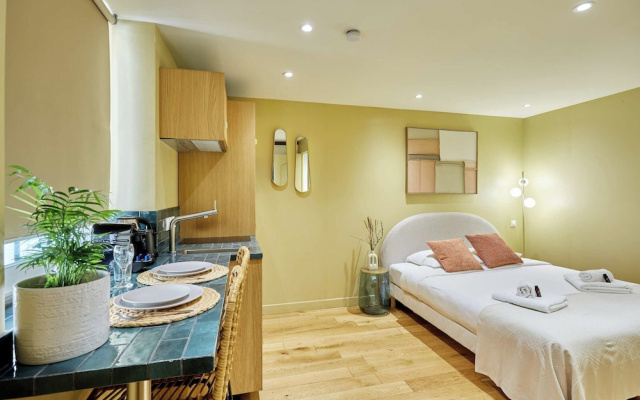 Superb AC Studio Center of Paris
