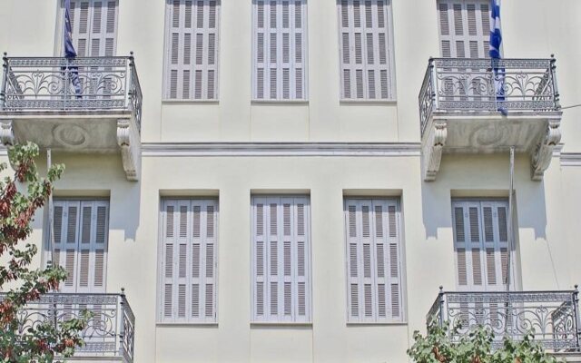 Отель Arion Athens Hotel Греция, Афины - 1 отзыв об отеле, цены и фото номеров - забронировать отель Arion Athens Hotel онлайн вид на фасад