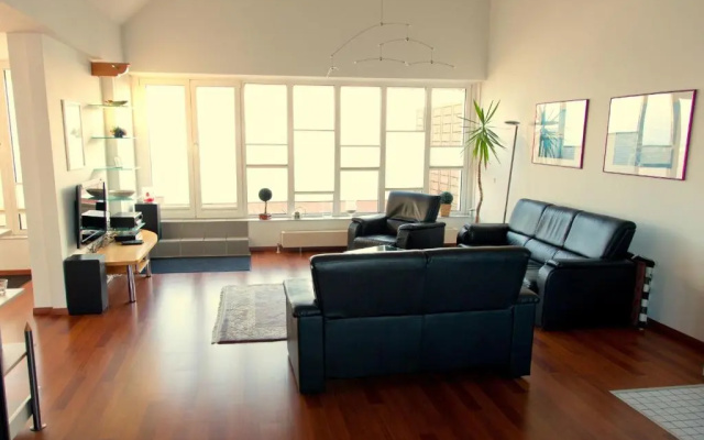 Apartment 37