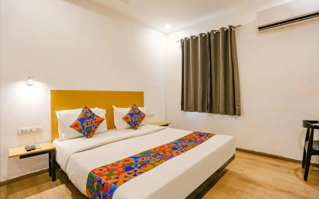 FabHotel Roseman