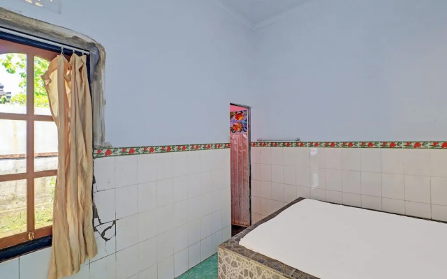 Hotel O Sekar Jagat Near Pantai Baluk Rening