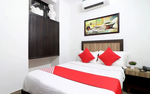 OYO 49750 Surya Inn