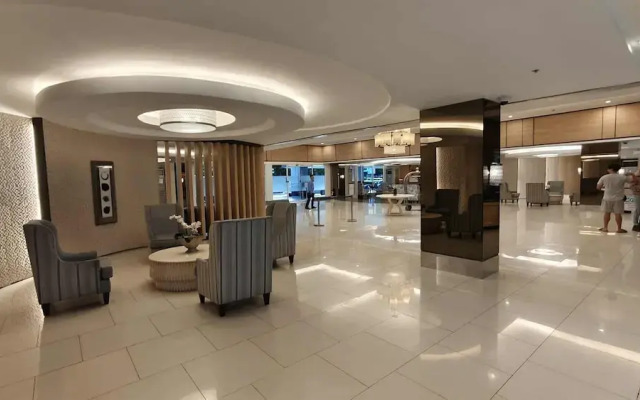The Royal Bloom Room-1409TowerA