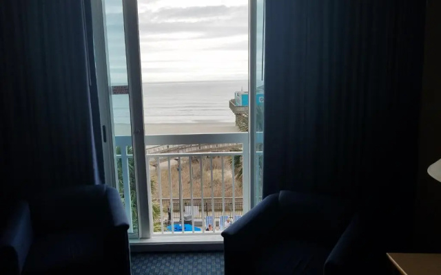 Yachtsman Ocean Front Resort