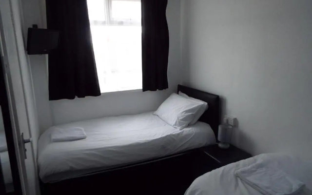 Alfies Hotel