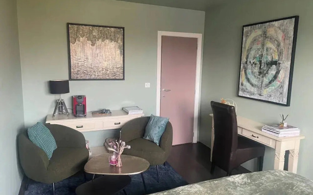 Room-be our Next Guest in Ghent