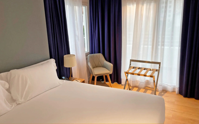 abba Apartments Playa de Gros San Sebastián