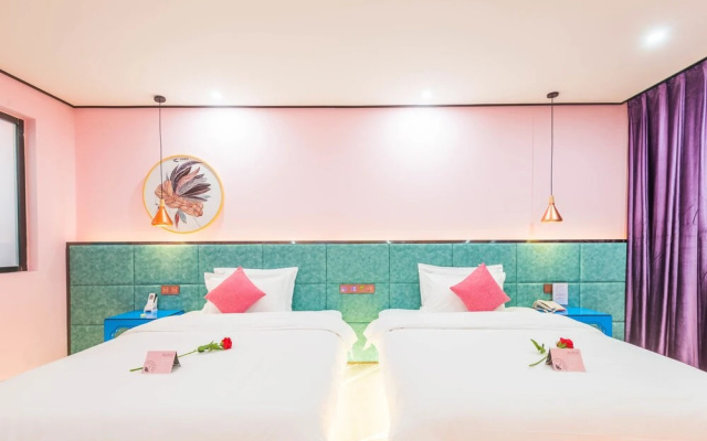 Yunzhishang SOFTTIME Hotel (Tengchong Tourist Bus Station)