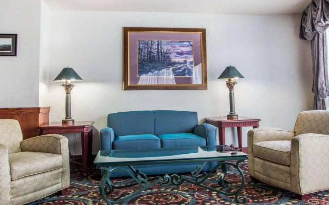 The Highlander Hotel Iowa City, an Ascend Collection Hotel