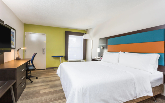 Holiday Inn Express Plymouth by IHG