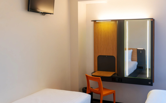 easyHotel Amsterdam Arena Boulevard