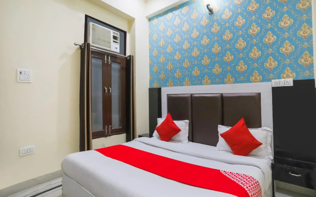 OYO 79917 Hotel Grapes