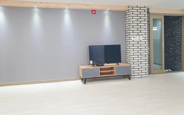 Tongyeong Sarang Hostel(통영 사랑 호스텔)