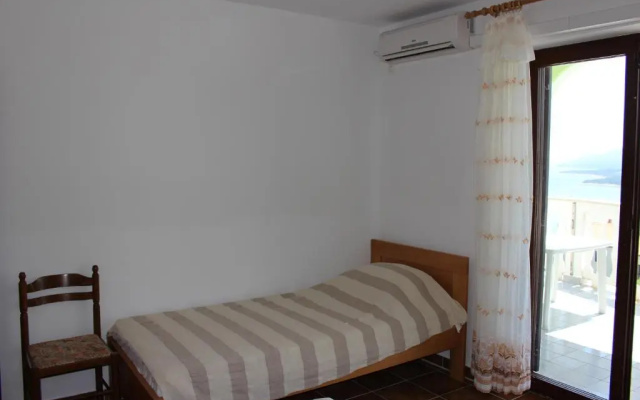 Egidio Gigi Bellich holiday apartments family houses