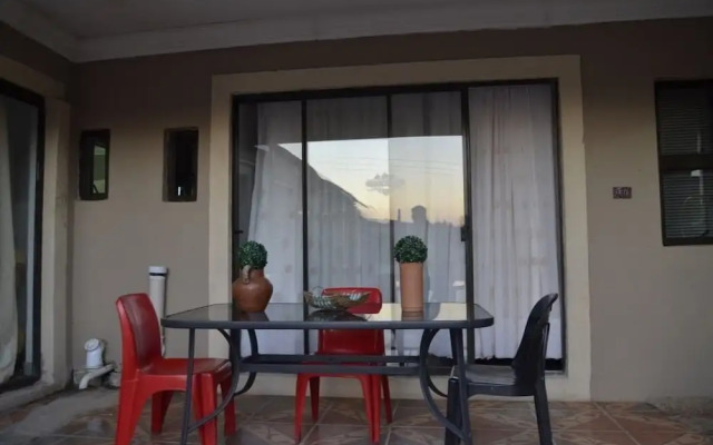 Thembisi Guesthouse