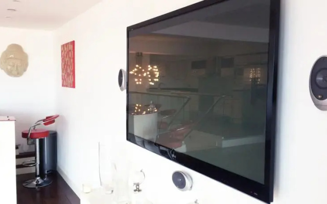 Fantastic Birmingham Jewellery Quarter 2 Bed Home