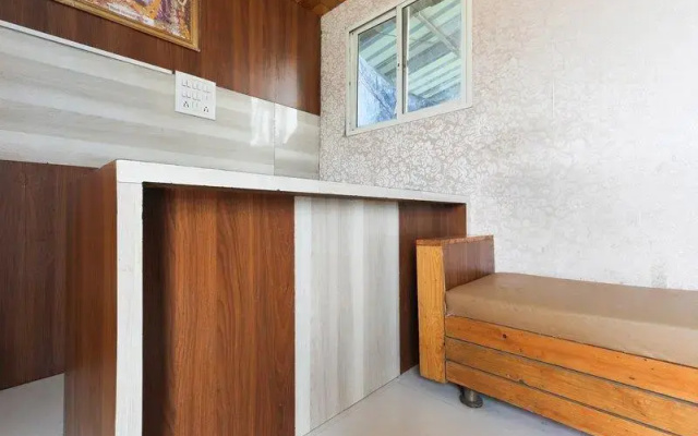 Anand Milan by OYO Rooms