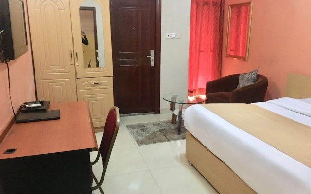 Solab Hotels And Suites