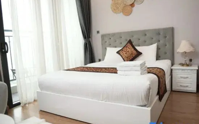 Rosee House -Luxury Apartment In Vinhomes Greenbay