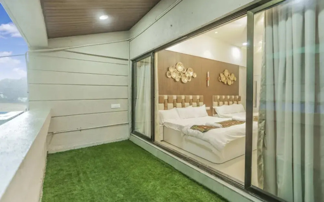 3BHK w/Pool - Harmony Palace by Universe Villas