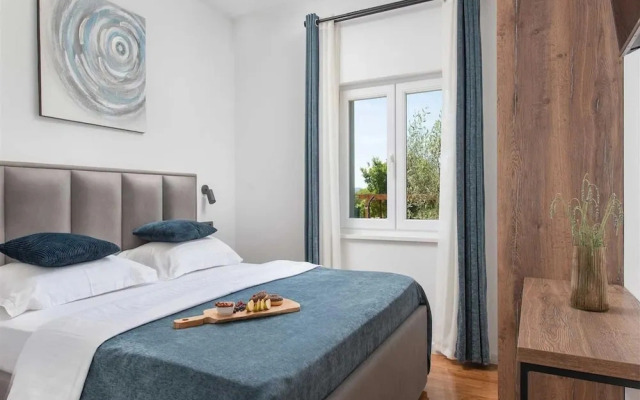Stylish Villa in Lovrec With Sauna