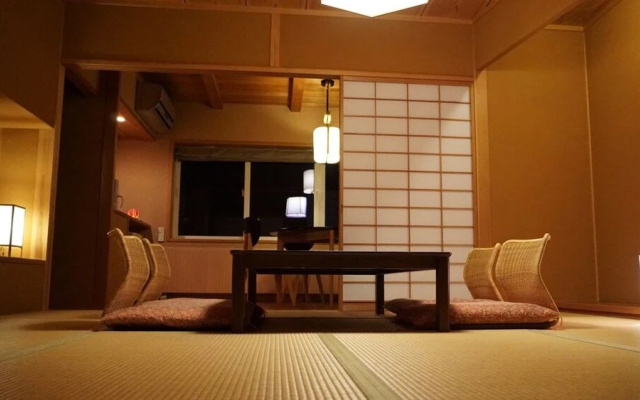 Wakakiryokan