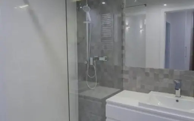 Apartament 63