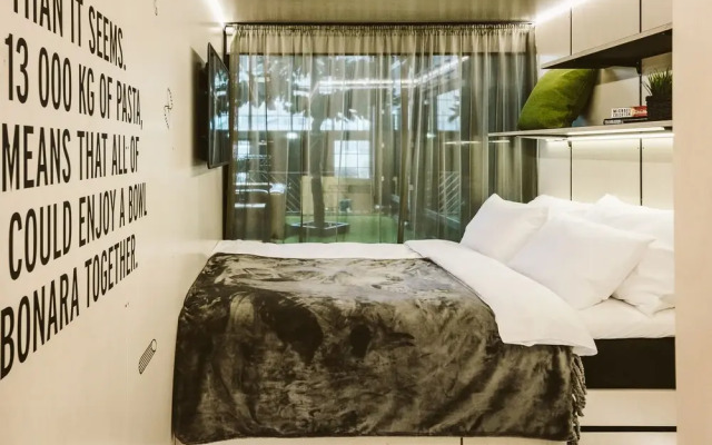 Hektor Container Hotel