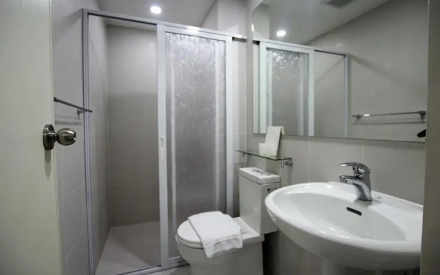 SIGLO SUITES @ The Azure Urban Resort Residences