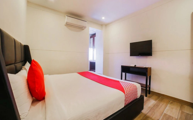 Oyo 29691 Hotel Avalon