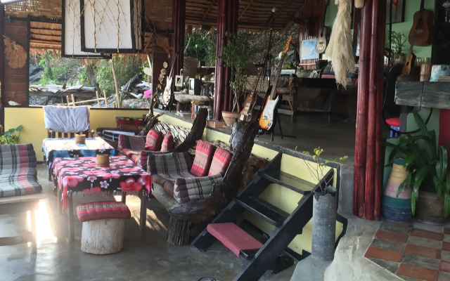 Bamboo Bay Resort