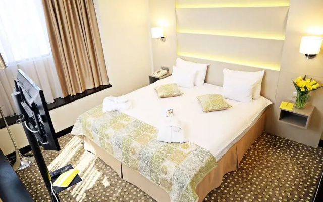 Golden Tulip Victoria Bucarest
