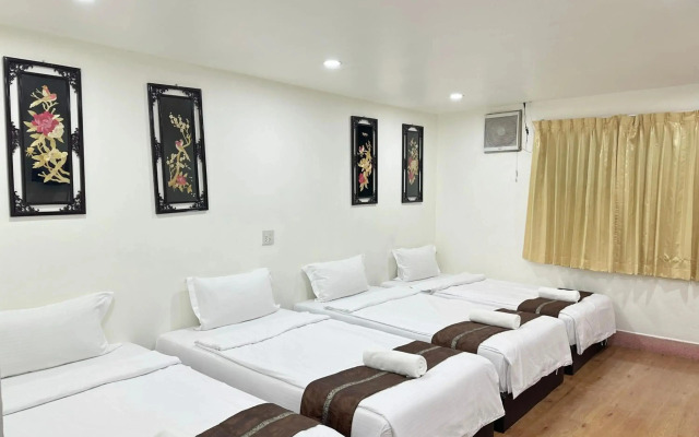 Long Zhu Guesthouse