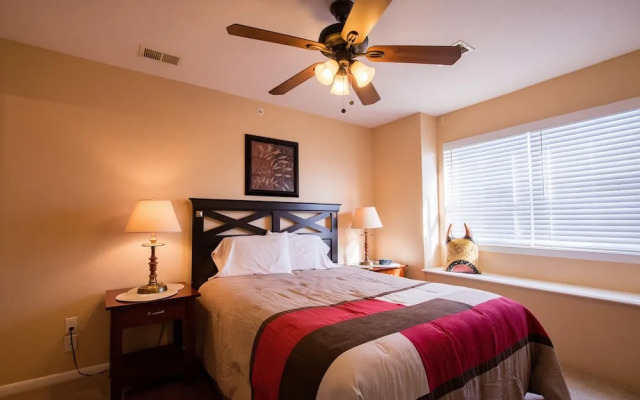 Overlook Grove - 2 Br Condo
