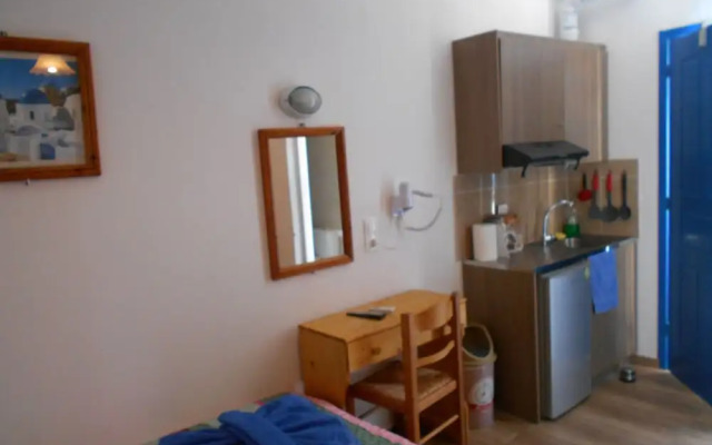 Studios Apartments Kapetanios