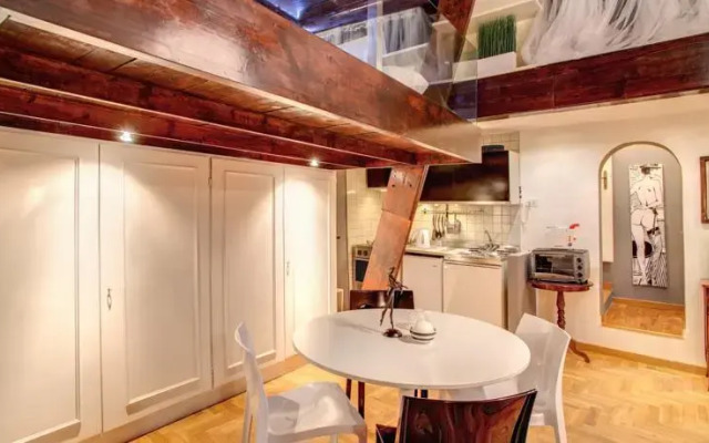 Luxury and Romantic Apartment In Piazza Farnese