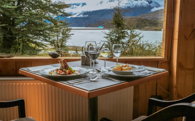 Hotel Lago Grey